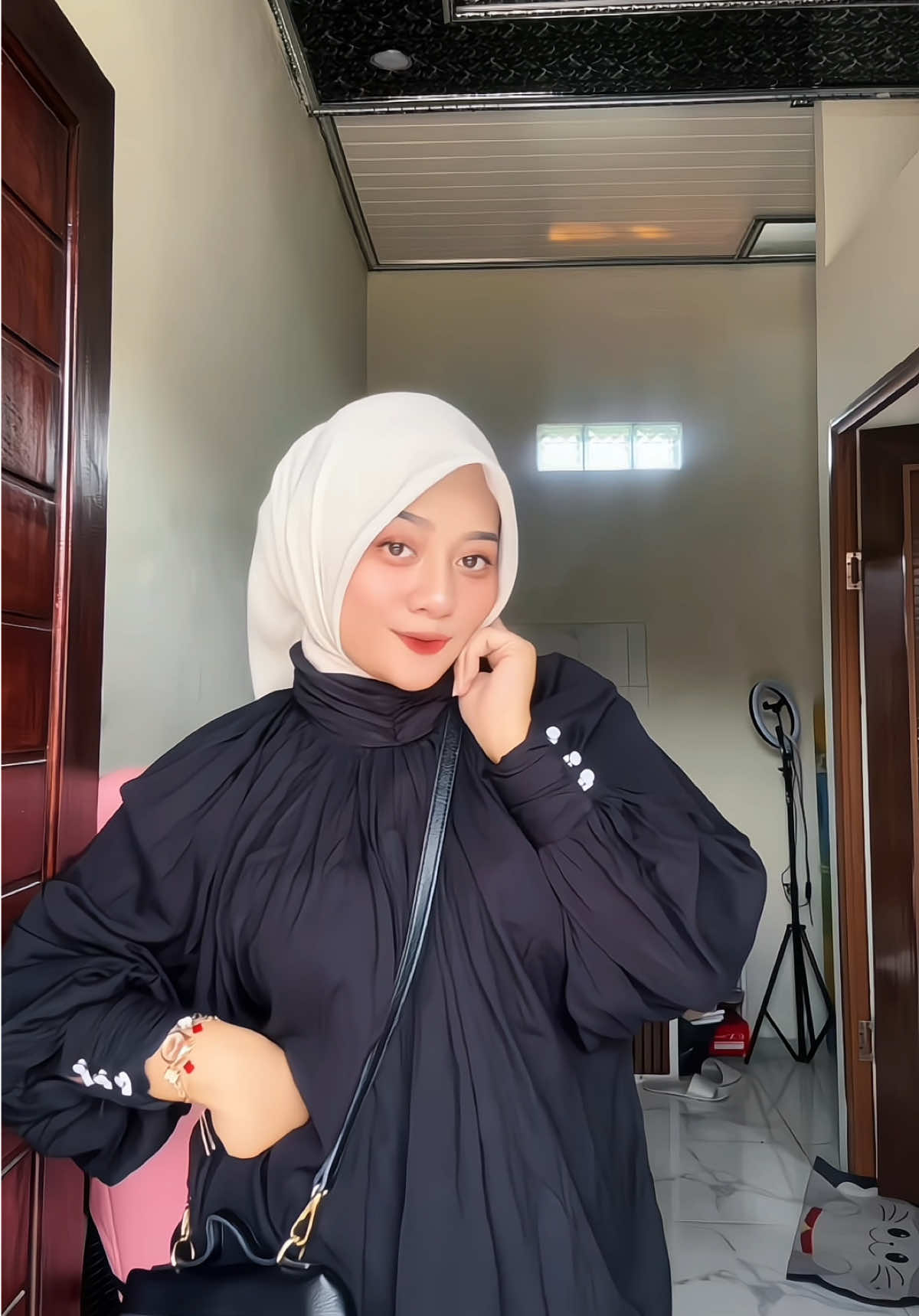 Po cuma sebentar aja loh gass checkout 😉  #promomakanharian #blouseviral #blousekalea #blousewanita #blouselenganbalon 