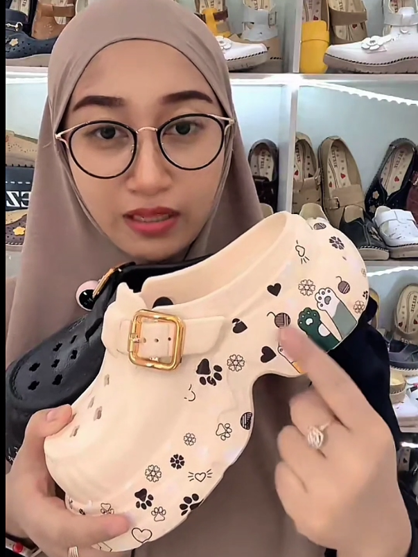 Sandal Karet Hak Tinggi 8935M-1 Sandal Baim Dewasa Korean Style size 36-41 anti Slip Sandal Fuji Terbaru #sandalantislip #sandalkekinian #sandalmurah 