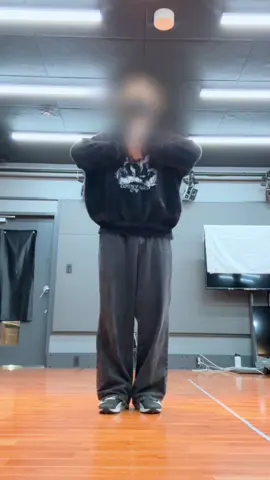 TikTokでバズりまくってる新ナルトダンス踊ってみた✨️ #すにすて #dance #ダンス #stpr 