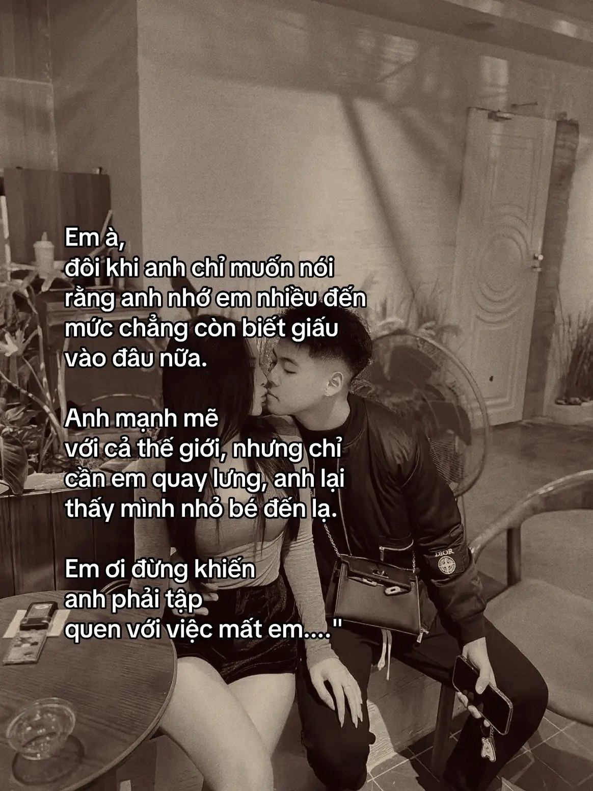 Em à thương anh một chút cũng được.....