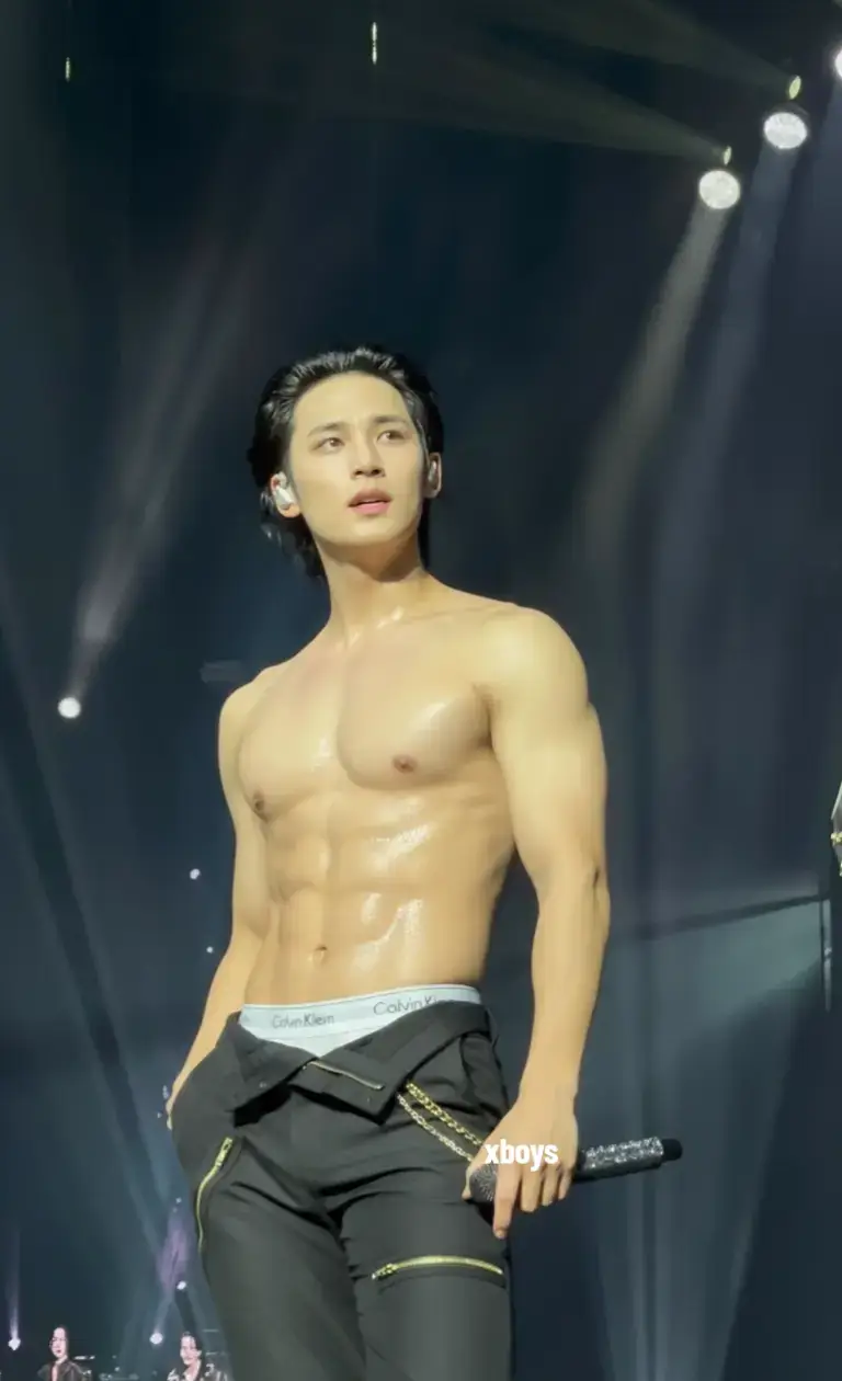 omg #mingyu #sixpack #saventeen  #fypシ゚ #KpopHormones 
