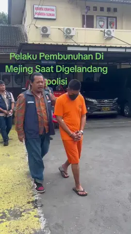 Pelaku Pembunuhan Saat Di Bawa Polisi @Polresta Sleman @Polda DIY @Polres Sleman @Polsek Gamping 
