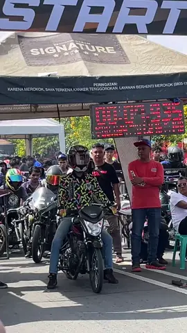 tetap semangat ber usaha dan berdo'a  💪😁 ngupoyone lokal poertorico 🙌 #rembongjaya #verzaplatr #verzaherex #dragbike #lokalpride