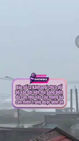 Bão số 13 Kalmaegi chưa đổ bộ vào đất liền mà sóng biển đã cao như vậy cầu mong bà con miền Trung được bình an #baoso13 #kalmaegi #bãokalmaegi #ngocngachsbiz #huongvemientrung #phuyen #binhdinh #quangngai 