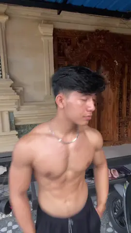 Celana nya bagus Bahan nya tebel dan adem bagus buat gym biar keliatan keceh😏🤫🧏‍♂️ #andrekeceh #gapurakabupaten #pulen #celanapanjang 