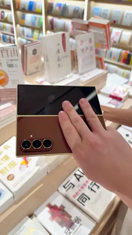 Netizen: Dude, where did you get this quick shot from? Samsung phone, mobile phone, digital #TikTokCreatorTipsContest #viral #Digital #samsung 