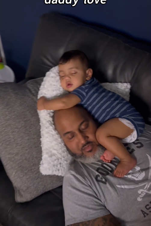 Dad love 💕 #dad #baby #Love #cute #tiktok #lovestory