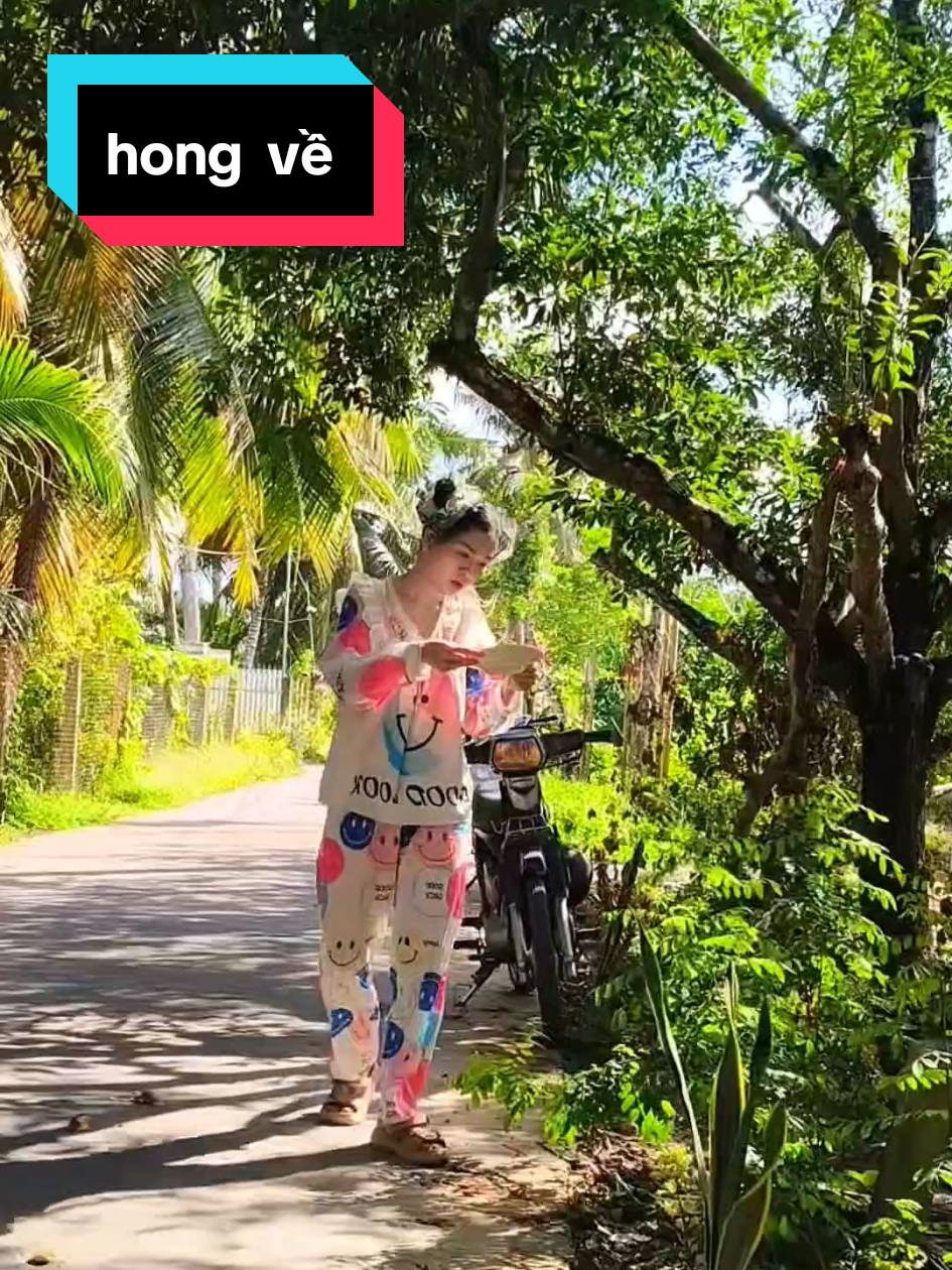 Không  về #chuyenvuimoingay #truonganshop #ilovetiktok #giadinhvuive #xhuongtiktok 