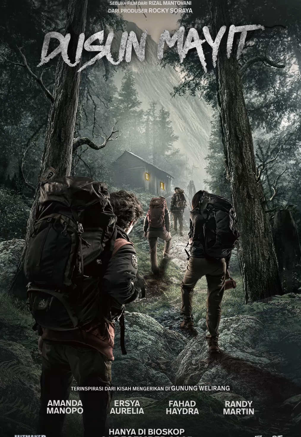 Petualangan untuk menuju puncak Gunung Welirang masih panjang.  Yuni, Nita, Aryo dan Raka memutuskan untuk istirahat dan berhenti di sebuah tempat yang mereka temukan sebelum melanjutkan kembali pendakiannya dan melihat pesona keindahan Gunung Welirang. Akankah mereka berhasil sampai ke puncak?  Nantikan Dusun Mayit, tayang mulai 31 Desember 2025 di Cinépolis Cinemas.  #DusunMayit #FilmDusunMayit #AmandaManopo #FahadHaydra #RandyMartin