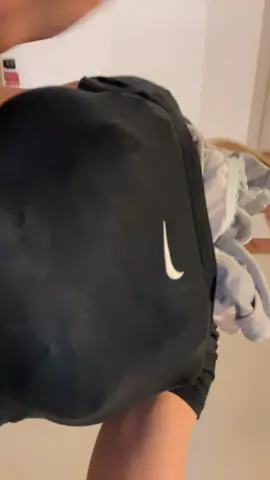 Wenn alle Wäschekörbe in Gebrauch sind 😂 #explore #explorepage #fürdich #viral #trending 