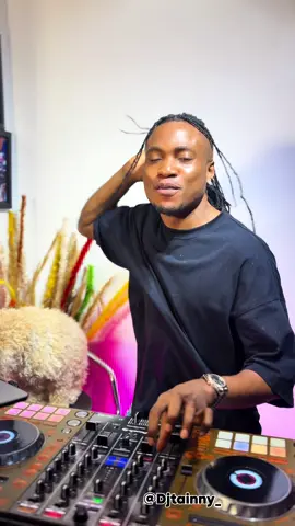 Imagine Olamide just jump on a remix of this song, everywhere go just burst😍🔥. @ogabbah #Djtainny #Refix #Foryou 