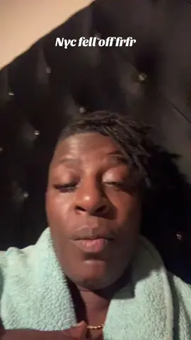 I couldn't hold it any longer. I'm disappointed, but I still love y'all tho 😉