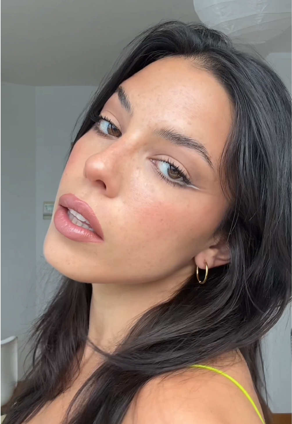 Shhh… oder doch lieber LOUD? 🔥
 
 @ginebracanas bringt die neuen wet n wild Schätze direkt auf dein FYP ✨ 
 @ROSSMANN 
 
 #wetnwild #wetnwildmakeup #wetnwildeu