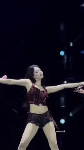 siapa nih yg blg kalo jennie lazydance cma di ASIA doang? nih buktinyaa 🤭 #jennie #blackpink  #konserjakarta #fyp #4u 