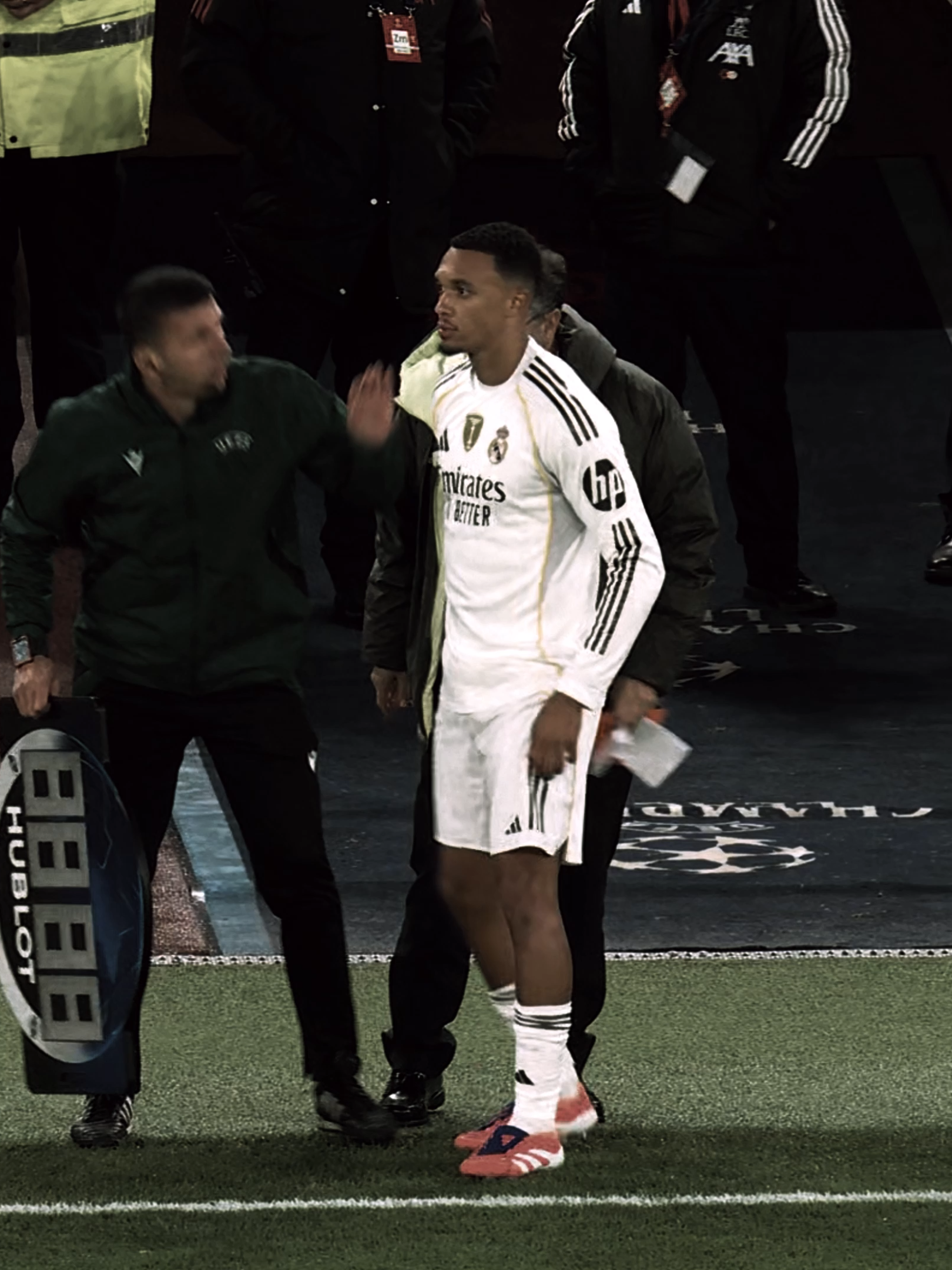 ขอบคุณเทรนต์ที่ทำให้รู้ว่านักเตะแบบเจอร์ราร์ดมีได้แค่คนเดียว #Trent #TAA #liverpool #lfc #football #edit