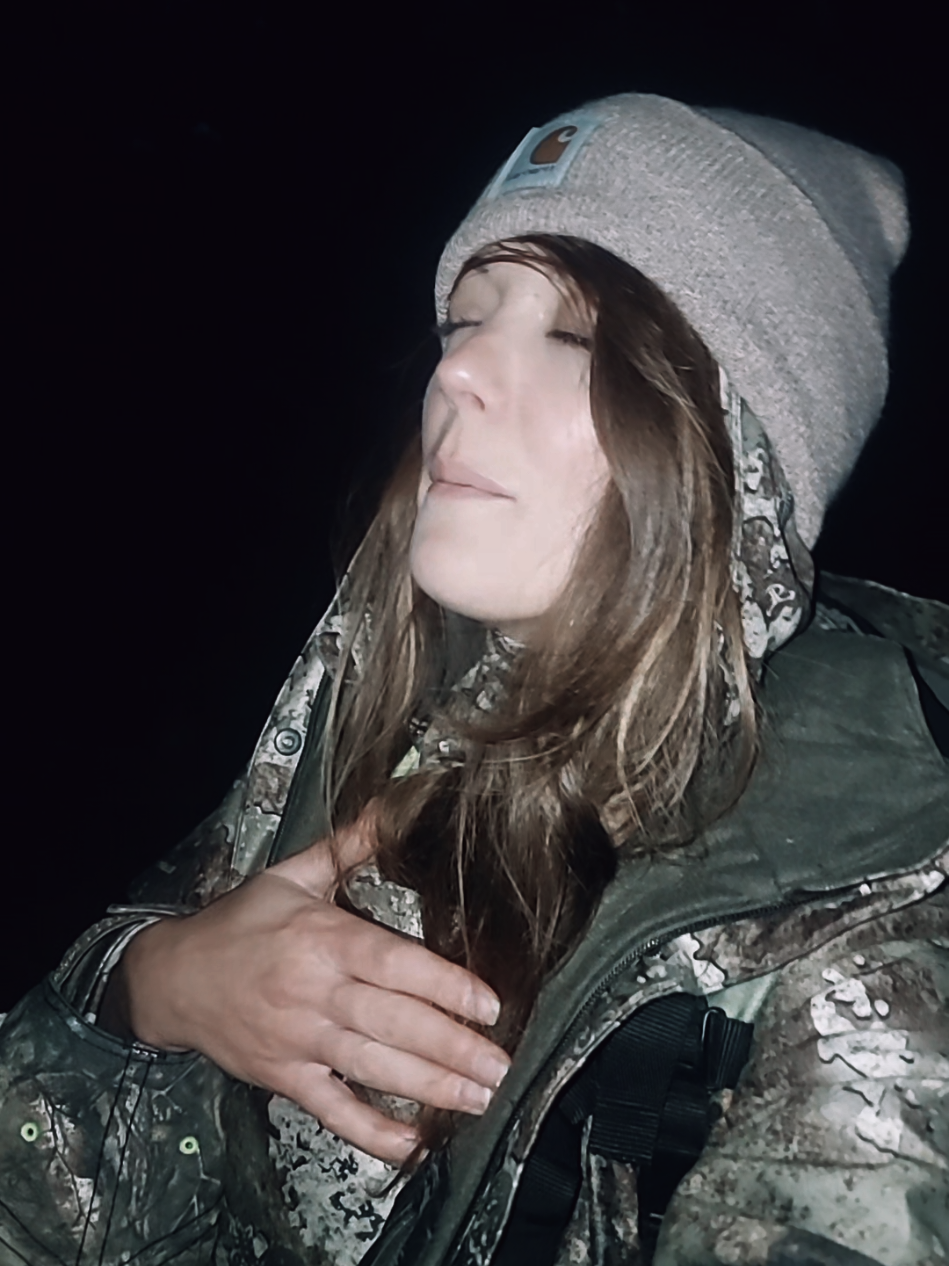 im not walking alone if im making a tiktok. 