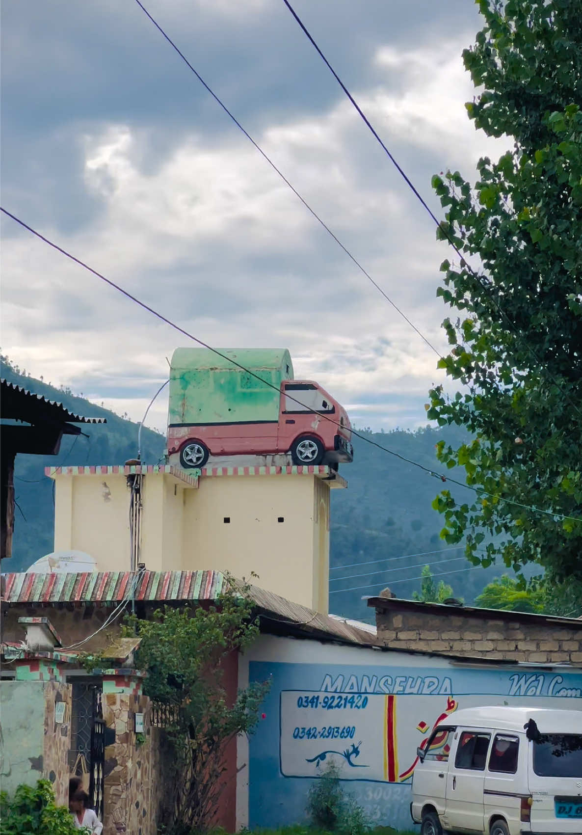 Kis kisne ya suzuki dekhi ha jis na jahan dekhi ha batay ? @𝐒 ム 𝐌 𝐈 ¹ #naturalbeauty #viralvideo #viewproblem #siranvalleymansehra #❤️❤️❤️