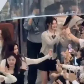 juun selalu fanserviece 🥺#juun #hearts2hearts #하츠투하츠 #h2h #fyp 