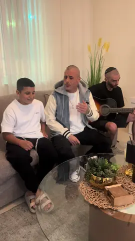 בספונטני שרים את הדואט החדש שלי ״כאב על פסנתר״ ביחד עם @אריאל אזולאי ❤️#viral #פוריוישראל #ביתספרלמוסיקה 