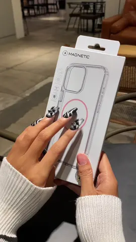 Yg bikin candu itu Peel of plastiknya 🫣 hasilnya semulus itu 😭 #caseiphone #casehp #casemagsafe #unboxingasmr 