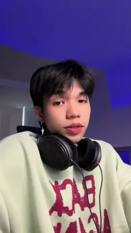 Hôm nay cho phép người lịch sự được làm một verse thanh lịch 🧯🔥@SonaOne @tlinh this song’s too good for me 🤟 #polite #SonaOne #tlinh #LEZII #trending 