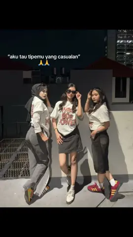 🙏🙏 #casual #casualstyle #casualoutfits #adidas #foryou 