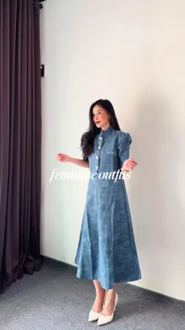 soft denim, calm energy 💫 a little vintage, a lot of charm #ootdstyle #denimvibes #vintagelook #aestheticoutfit #fashiondiaries