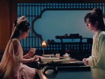 mereka udah nggak sama kayak dulu lagii, atau lebih tepatnya... Qingtong udah berubah. nggak berubah banyak, tapi dia jauh lebih dewasa, punya banyak tanggung jawab, dan berusaha lebih kuat biar bisa lindungi Fugui, udah bukan laba-laba lemah yang dulu selalu nemenin Manusia Prajurit.  #FoxSpiritMatchmakerSwordAndBeloved #SwordandBeloved #ChengYi  #Liyitong #fypシ 