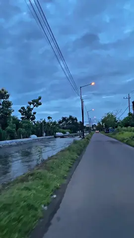 Jombang bar udan Jan syahdu😅 #fyppppppppppppppppppppppp #jombang24jam #jombanghits  #fypp 