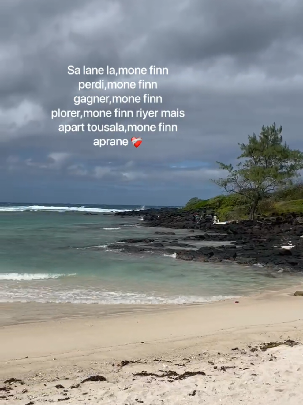 Enn lanné ranpli ar leson :) #fyp #beach #mauritius🇲🇺 #viral 