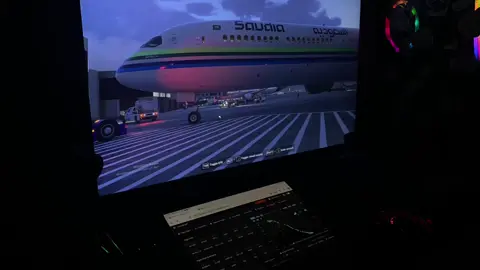 المغادره من مطار هيثرو الدولي🇬🇧 الى مطار جده ، بمرافقة B787-9                                          #787dreamliner #سبحان_الله_وبحمده_سبحان_الله_العظيم #msfs2024 