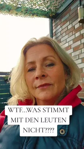 Leute...waa ist mit unserer Gesellschaft los??? Ich lerne immer wieder Leute kennen, bei denen ich die Erziehung vermisse! Wo sind Anstatt, Respekt, Pünktlichkeit & Loyalität verloren gegangen??? #gesellschaft #probleme #fragen #erziehung 