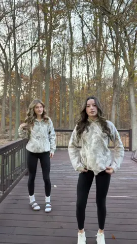 Poker face #tiktokdancing #fyp #blowthisup #viral #dancing 