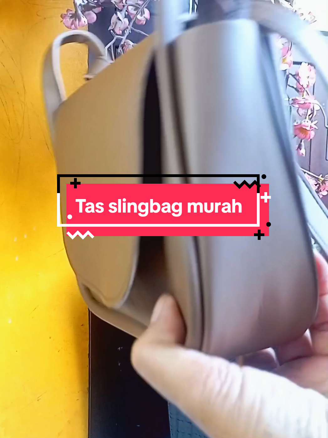Tas slingbag bahan sintetis, harga terjangkau. #sipalingaffiliate  #taswanita #tasslingbag #tasmurah