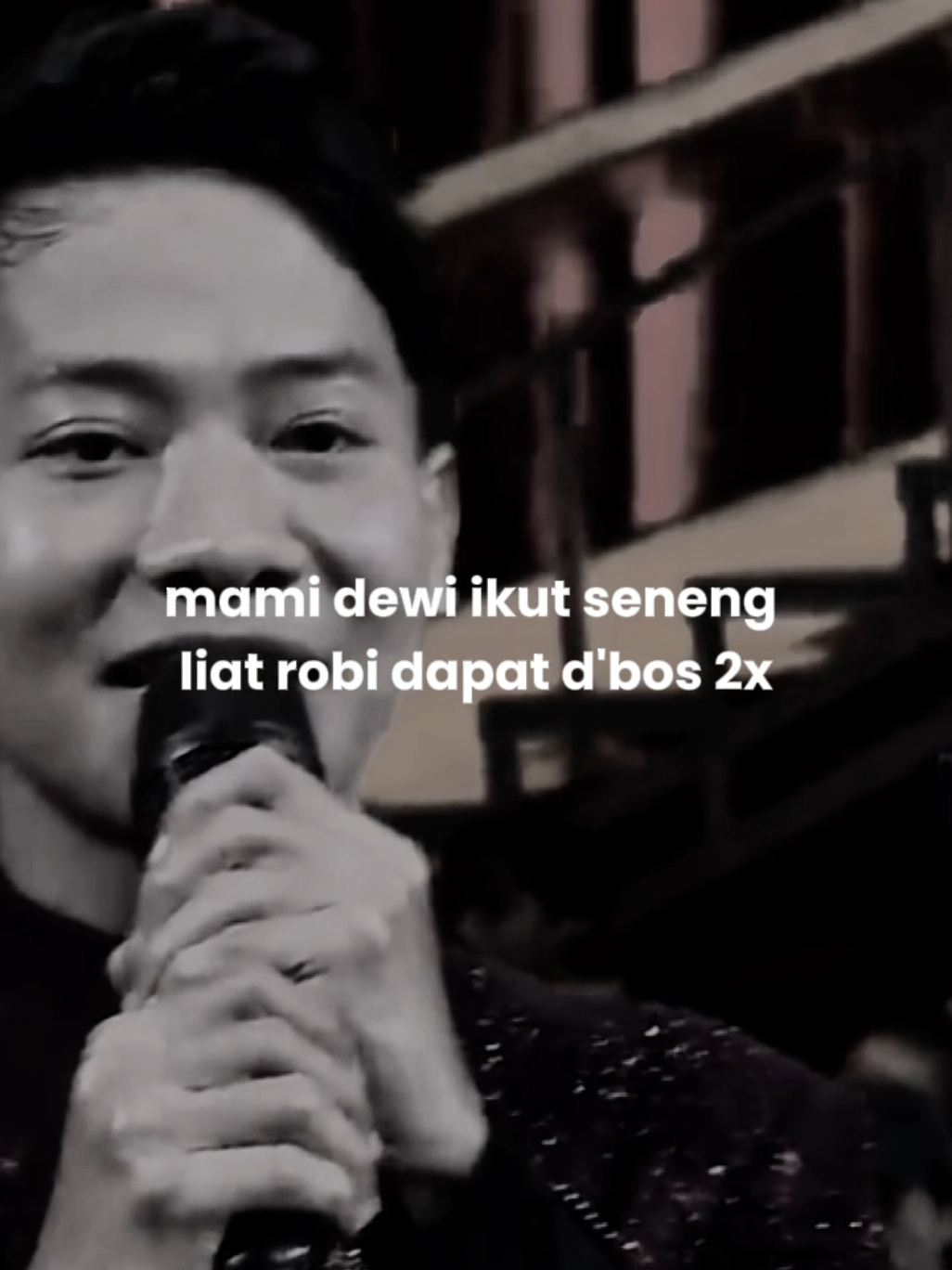 langsung posisi pertama dong robi makin bnyk yg sayang sama robi 😭☝️  #robida7 #dangdutda7 #dangdut #foryou 