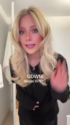 Get dressed with me for dinner💋 #getdressedwithme #dinneroutfit #nyc #outfitinspo #inyour20s 