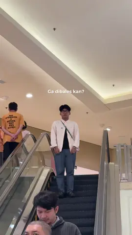 berhenti chat dia ya, capek kan disepelein terus kaya gini 