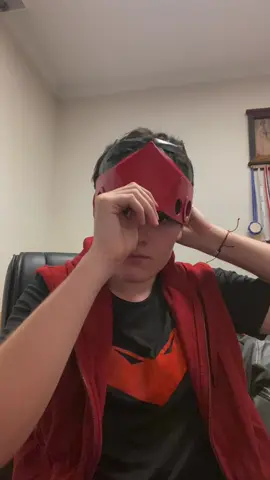 Así quedó la máscara de red hood outlaw 🔴⚫️ #redhood #mask #dc #foami #gomaeva 