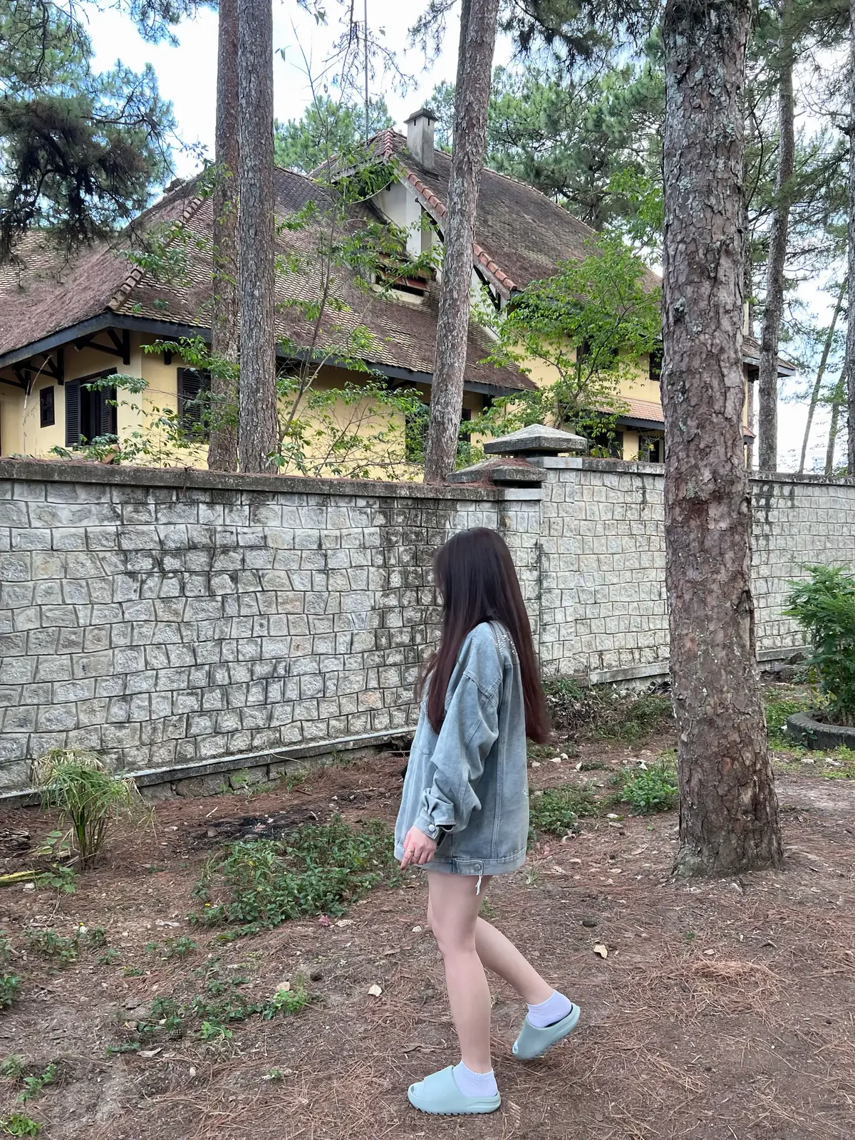 ngày này tháng sau chưa có mặt ở nơi yêu thương này thì năm sau ko đi nữa…🍂 