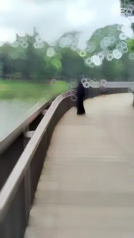 মনটা কারে দিবো বলো বাসবো ভালো কাকে