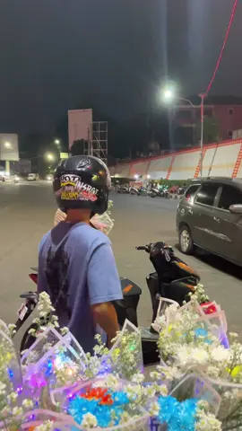 soon giliran kita ya guiss💓 #bungamurah #freshflowers #lungsirbandarlampung #romantis #fyppp 