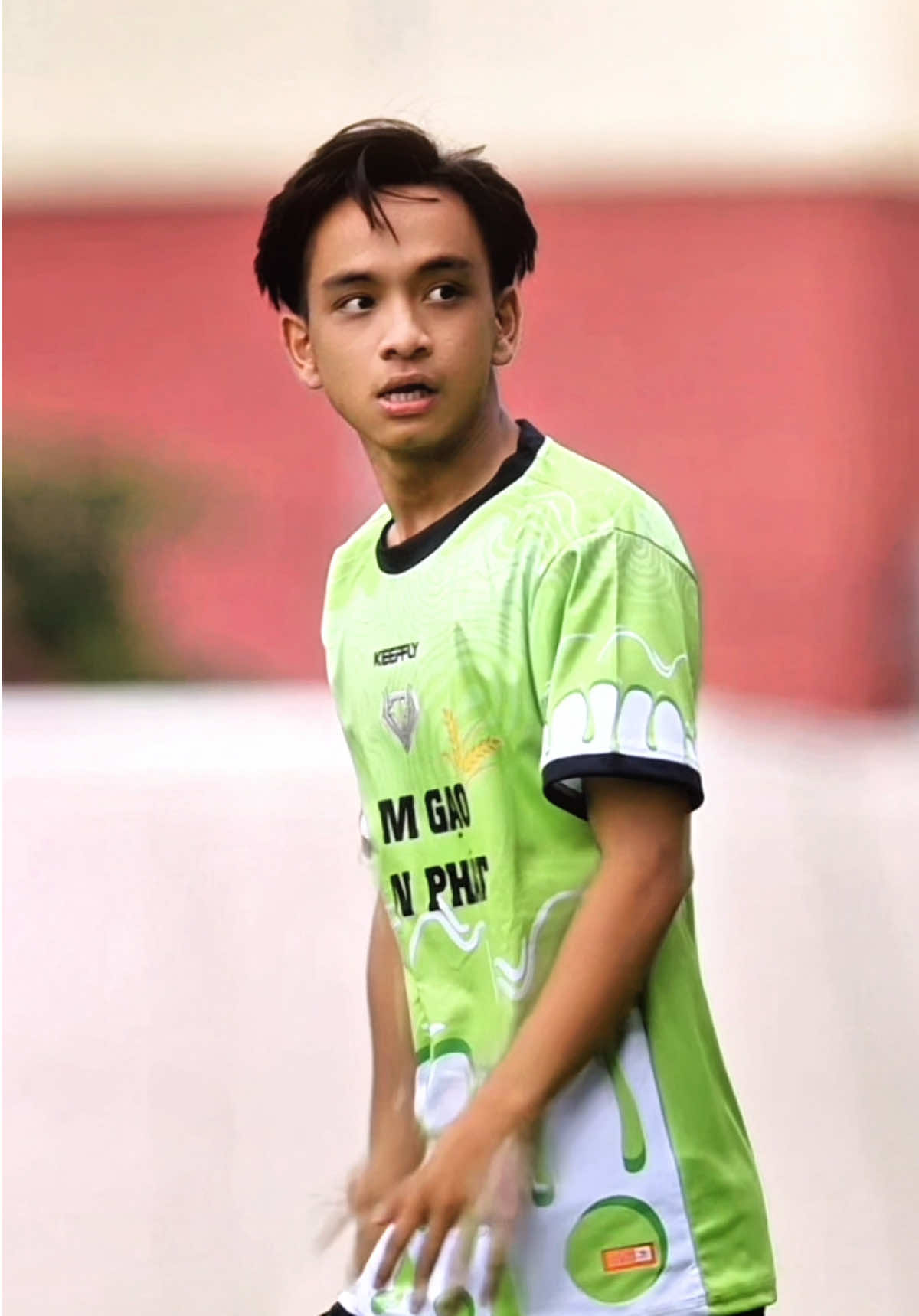 Đam mê đôi khi đánh đổi rất rất nhiều thứ mấy ai mà biết được mình đã phải trải qua những gì để đến đây #Bongda #lecanhdon14 