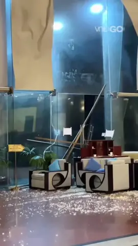 Vẫn là khung & kính ghép an toàn cường lực nha cả nhà #cuanhomxingfa #maxpro #cmech #kinhcuongluc