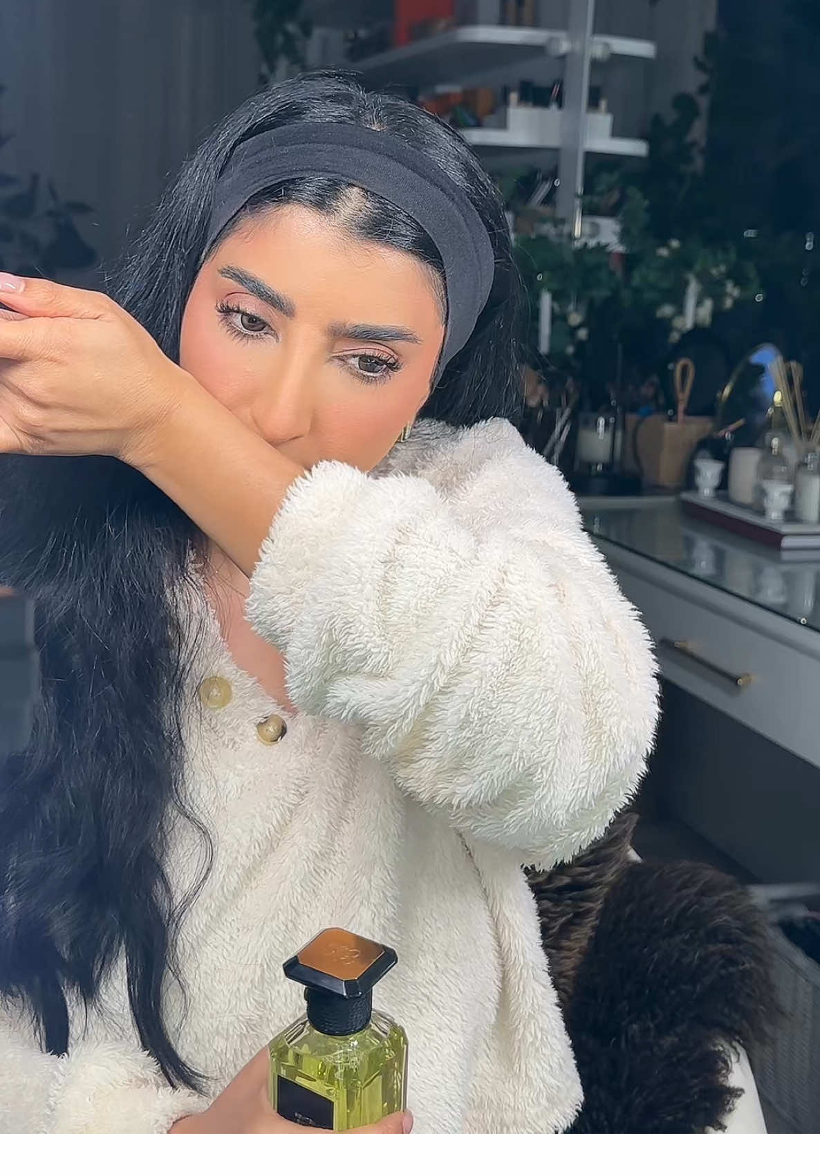 هذا الي اقدر اقول انه كرييشن جديد عالساحه ونزل بالوقت الصح #fragrance #perfume #review #2025 #guerlain 