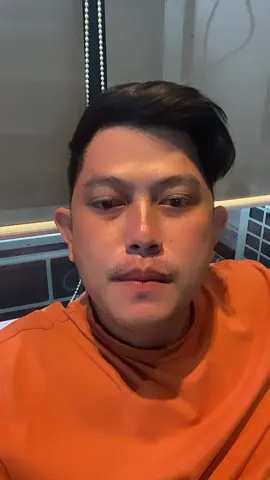 សាច់អូនបងថ្នមណាស់ ស្ទើរតែមិនហ៊ានប៉ះឲឈឺផង បងតែងតែរអ៊ូនៅពេលអូនចេញក្រៅវពេលទៅណាគ្មានបងទៅជាមួយ គ្រប់យ៉ាងបងស្តលាញ់បងបារម្ភ មិនចង់ឃើញមនុស្សបងស្រលាញ់មានរឿងអ្វីកើតឡើង តែអូនមិនស្ដាប់បងទេ ពេលទៅជាបែបនេះតើឲបងធ្វើចិត្តបែបណាបើបងថែអូនស្ទើរកែវភ្នែកទៅហើយ❤️‍🩹❤️‍🩹❤️‍🩹