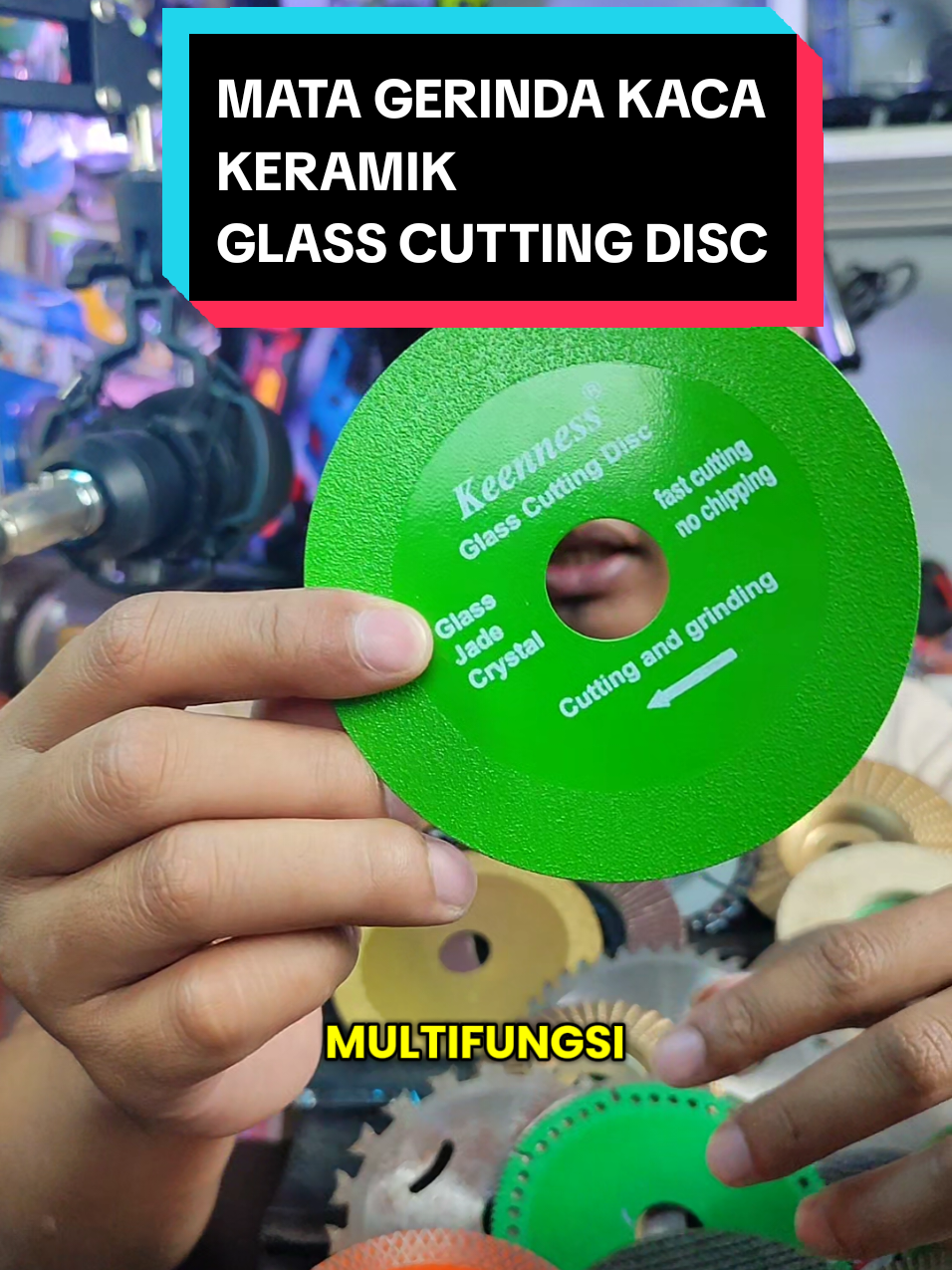 mata gerinda kaca, mata gerinda keramik, glass cutting disc, #matagerindakaca #matagerindakeramik #glasscutting #alattukang #perkakastukang 
