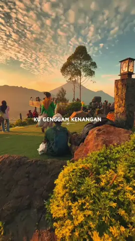 Memori Berkasih#liriklagu #fyppppppppppppppppppppppp 