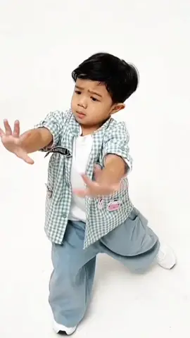 Jogetnya loh asik banget @ABEABEABE 💃😬 #abe #abedaily #abecekut #4u #anaklucu #masukberanda #fypage #fypシ゚viral #papiabe #mamiabe 