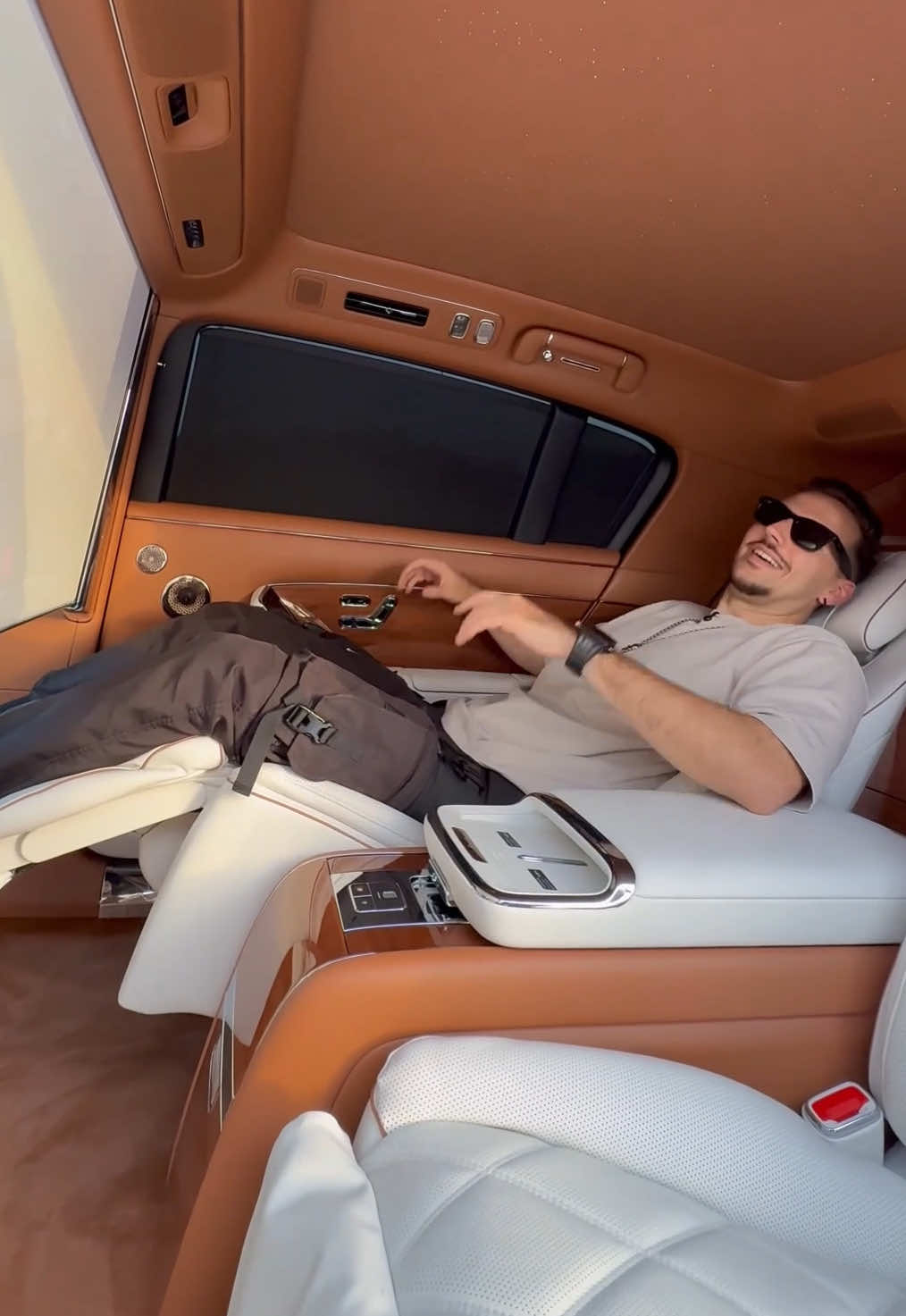 China is NOT Playing - The $100k Maextro S800 🤩 #car #luxury #supercar #wow #usa 