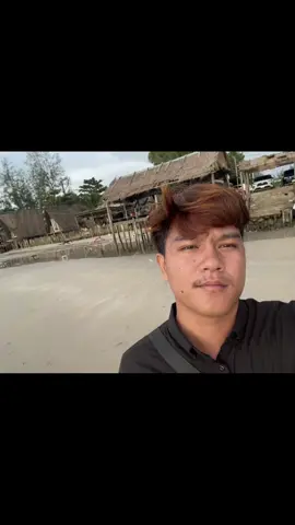 អក្សរ R ត្រកូលស្មោះ🙂‍↔️@Aly YAa🍃💕 